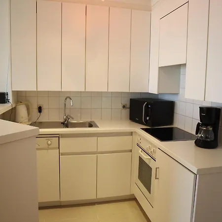 Scorpio Bi 403 With Beautiful Sea Views Apartment *
